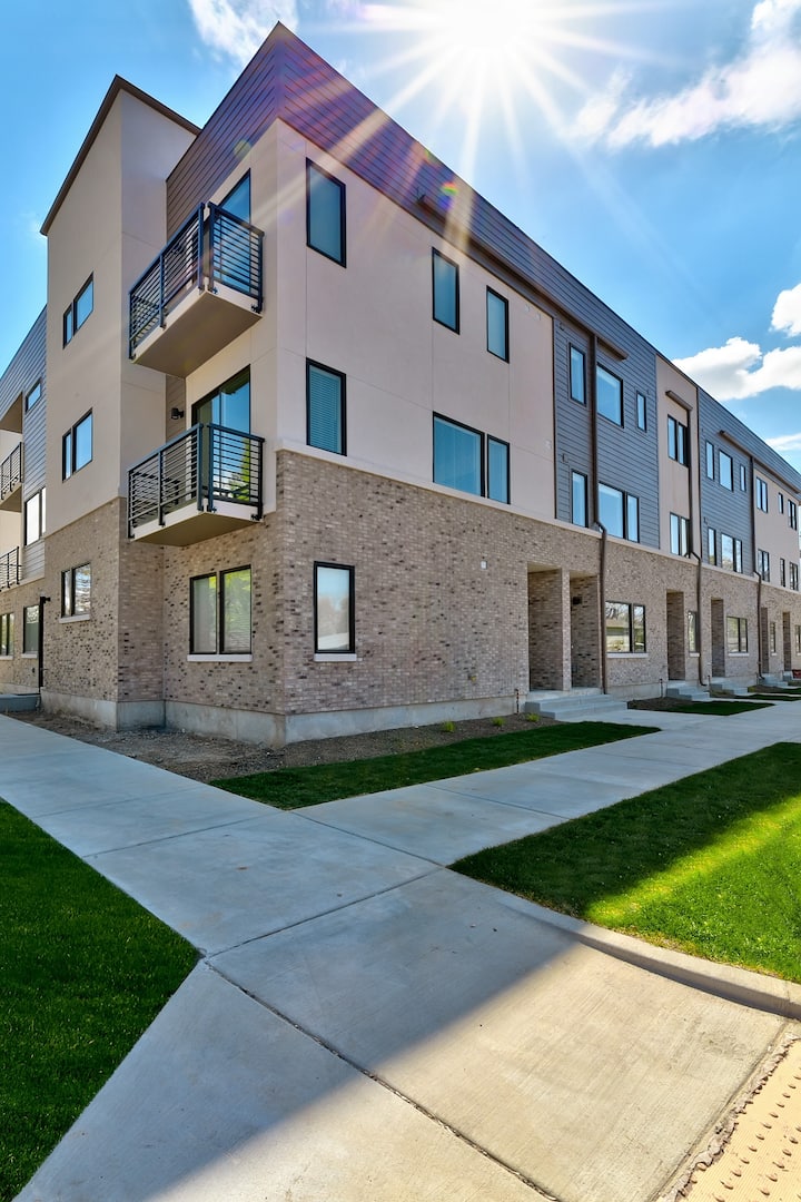 Whitewater Station WheelHouzz Group